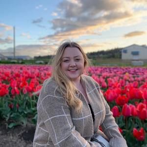 Meet your Posher, Rebecca